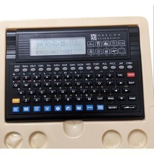 OREGON SCIENTIFIC 15 Language Translator Currency Memo Game Calculator 292‎
